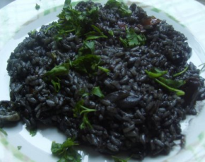 Risotto al nero di seppie