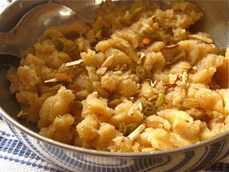 halwa semolino indiano