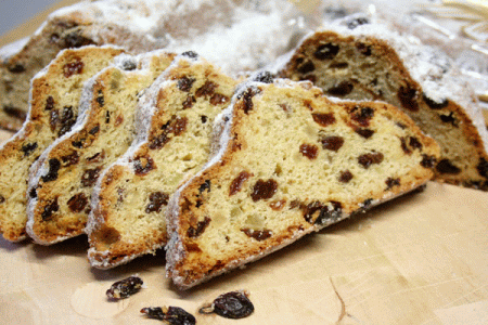 Dolci Natalizi Austriaci.Come Preparare Lo Stollen Tipico Dolce Natalizio Tedesco E Austriaco