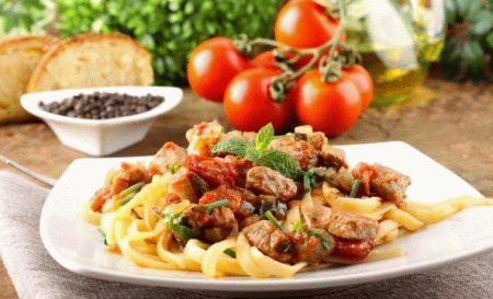 Pasta acciughe menta pomodoro