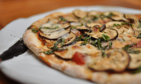 pizza con melanzane