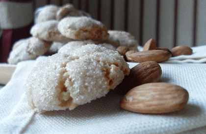 amaretti fatti in casa